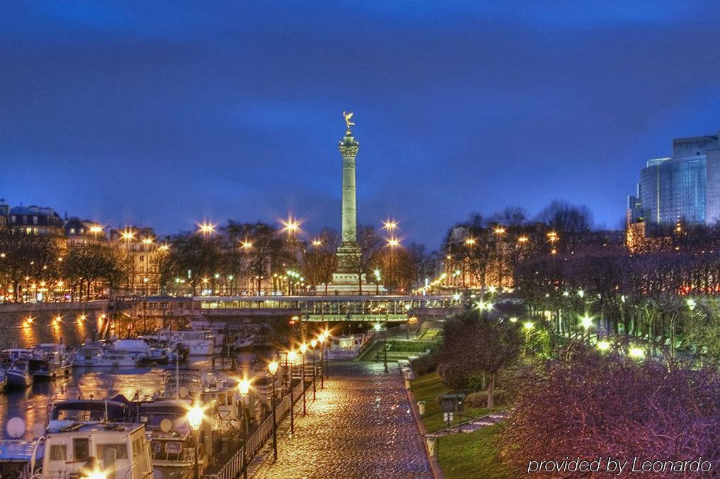 Hotel Petit Bastille オルネー・スー・ボア エクステリア 写真